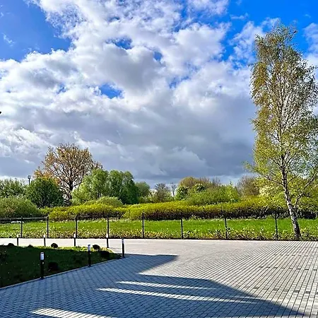 Silver Baltic Aparthotel 3*